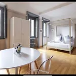 Mavi\'S San Babila Suite
